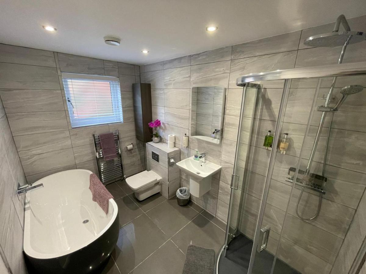 Lenton View In The Park Holiday home